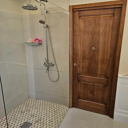 Villa De Charme A Avec Piscine Privee Ribérac