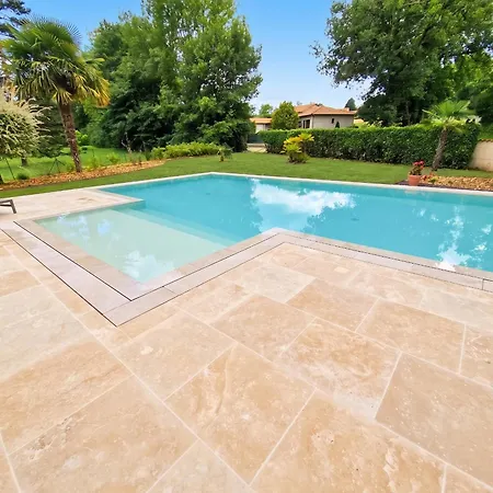Villa De Charme A Avec Piscine Privee *